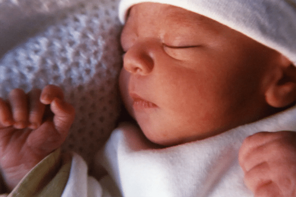 Nama Bayi Laki - Laki Beserta Artinya yang Di Perbolehkan Dalam Islam